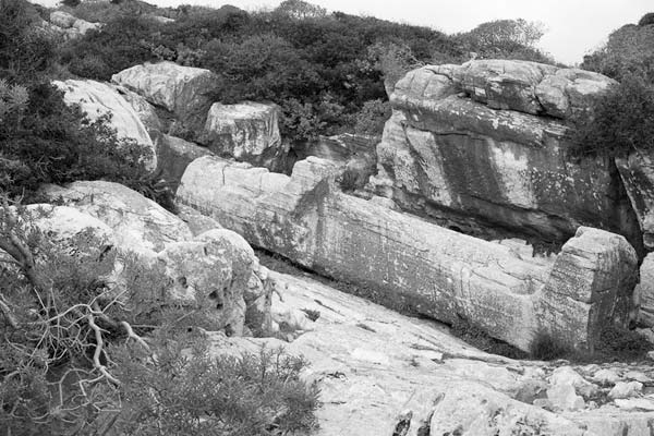 colossal kouros, temple of Apollo doorway