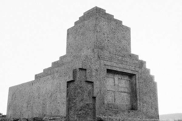 Persian tomb (Tas Kule)